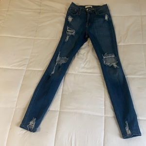 Frayed Skinny Jeans
